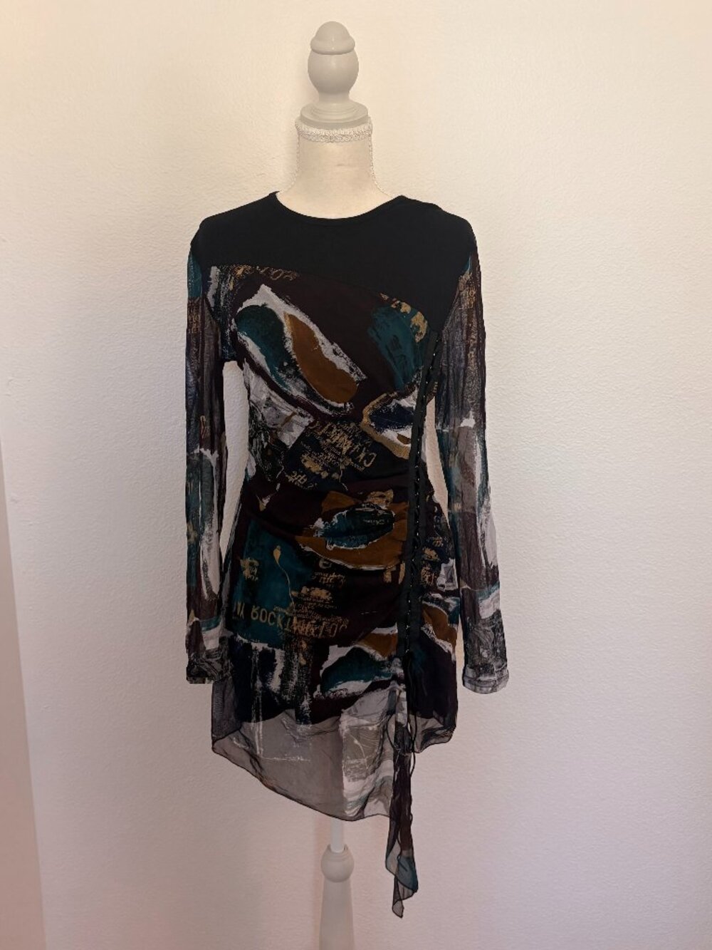 Sexy Ludmilla Paris mini dress